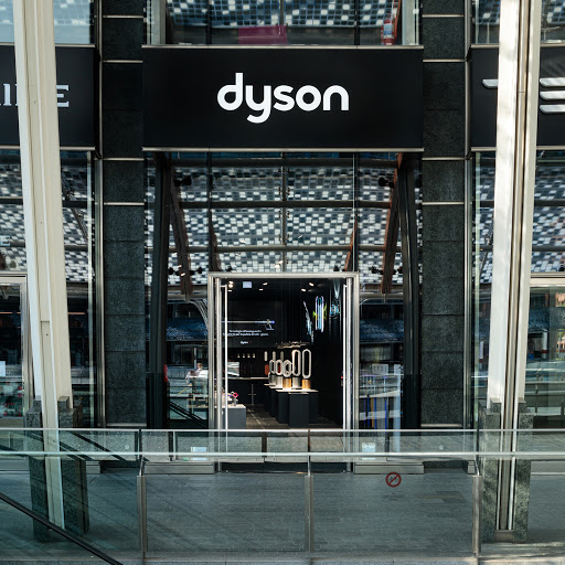 Dyson Demo Store Milano - Gae Aulenti