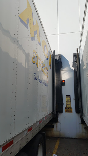 Furniture Store «Crate and Barrel», reviews and photos, 315 Cranbury Half Acre Rd, Cranbury, NJ 08512, USA