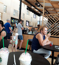 Atmosphère du Restaurant servant le petit-déjeuner Starbucks à Metz - n°3