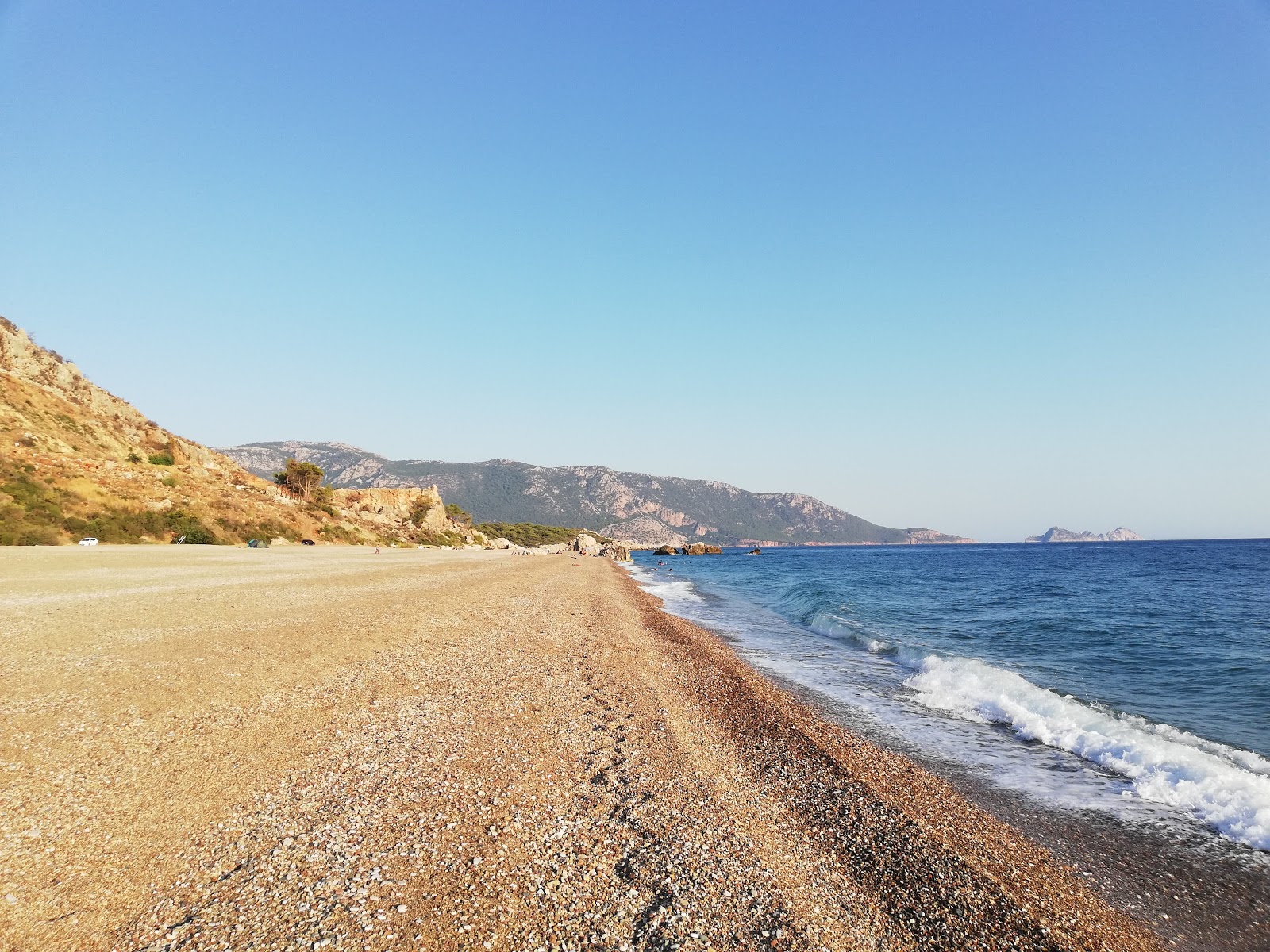 Φωτογραφία του Mavikent Plaji II με μπλέ νερό επιφάνεια