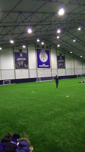 Comments and reviews of Leicester City Football Club Youth Academy
