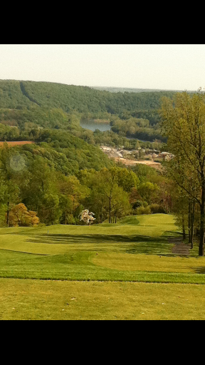 Golf Course «Morgan Hill Golf Course», reviews and photos, 100 Clubhouse Dr, Easton, PA 18042, USA