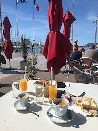 Plats et boissons du Restaurant Le Grand Café de la Rade à Toulon - n°6