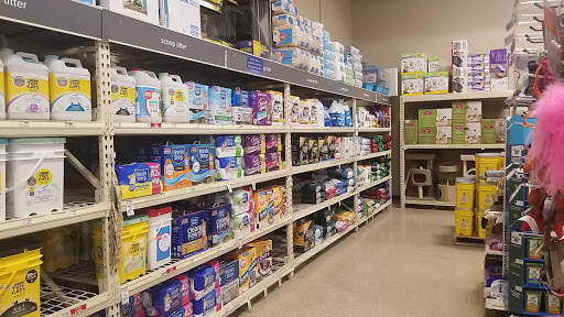 Pet Supply Store «PetSmart», reviews and photos, 3439 Princeton Rd, Hamilton, OH 45011, USA