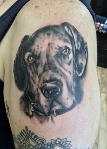 Tattoo and Piercing Shop «Lunchbox Tattoo & Body Piercing», reviews and photos, 3604 N Chapel Hill Rd, Johnsburg, IL 60050, USA