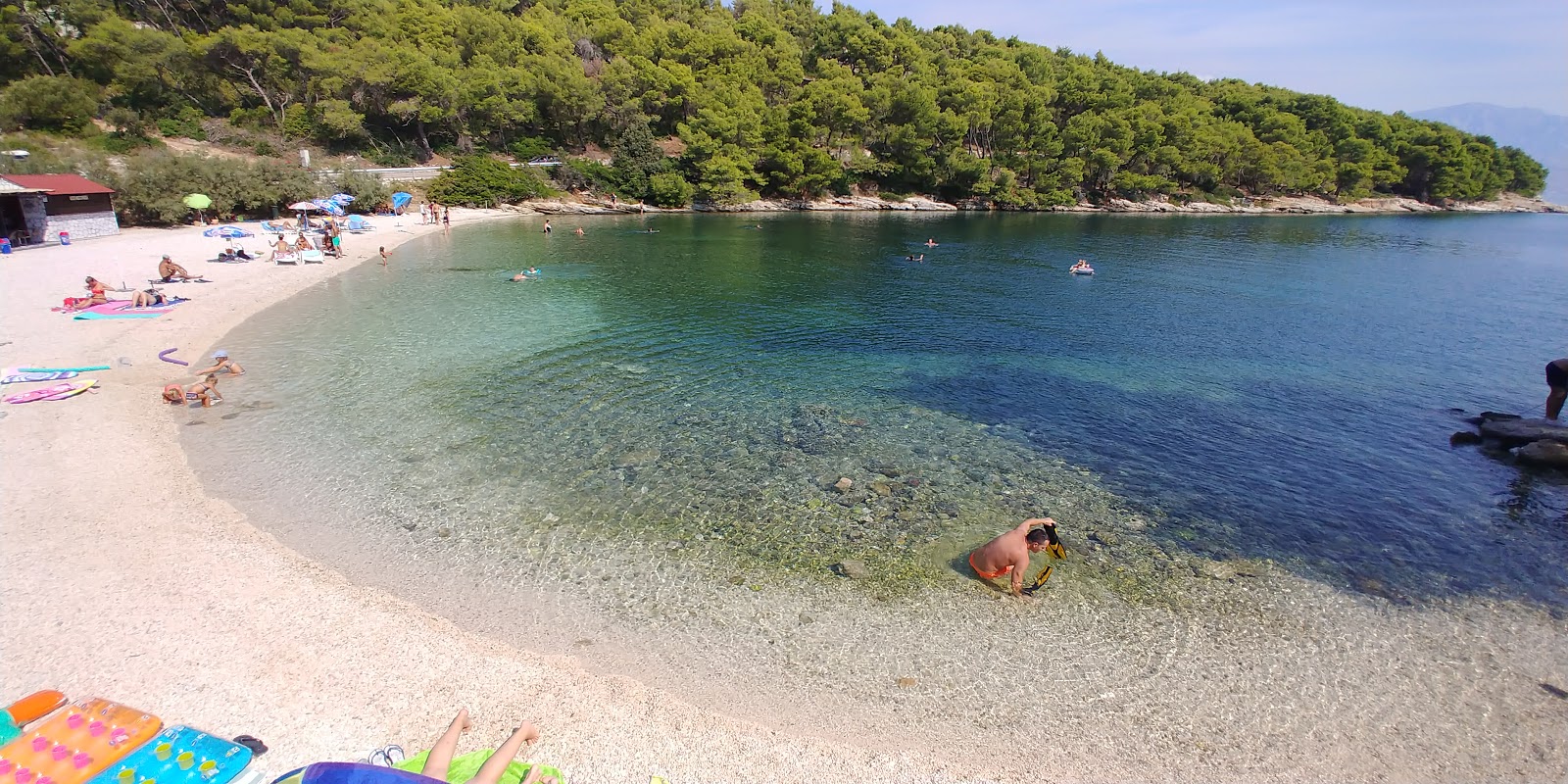 Foto von beach Zastup mit kleine, beiger kiesel Oberfläche