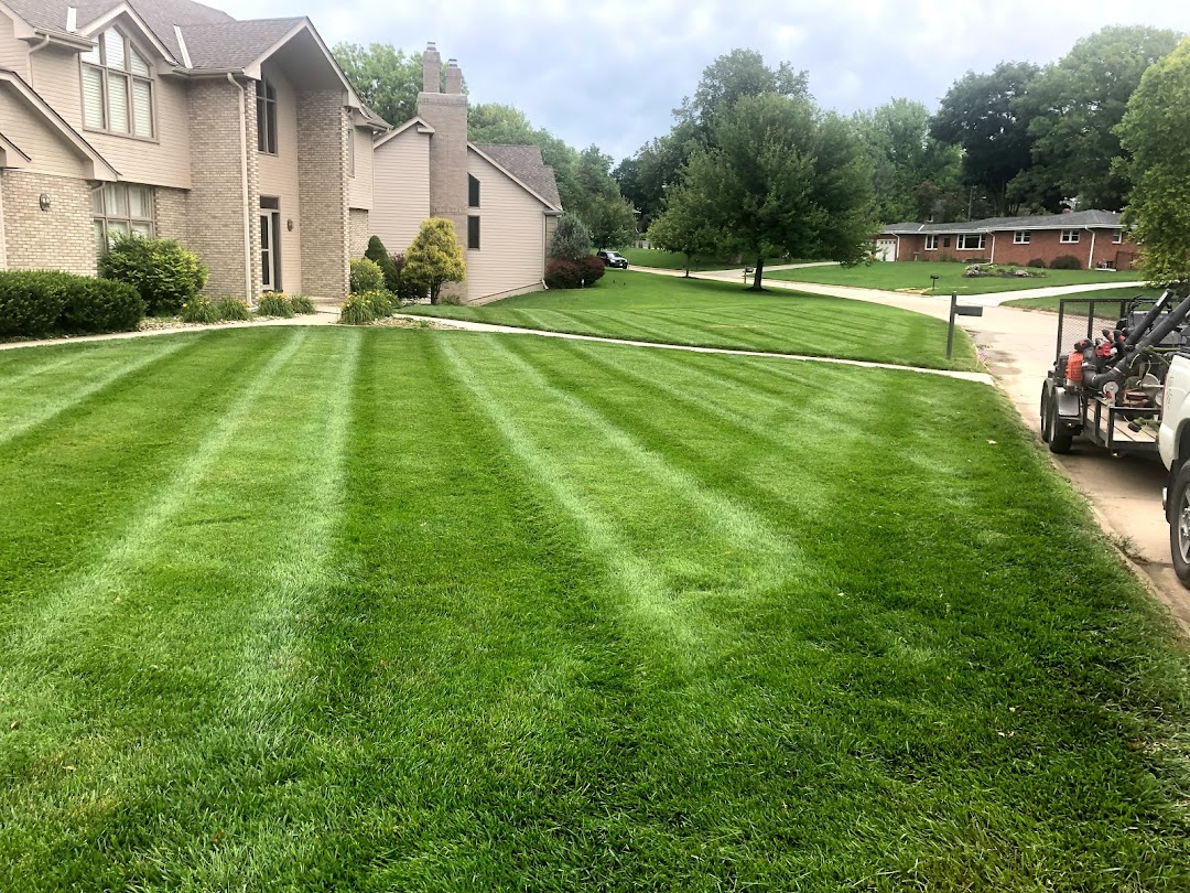 Master Grassmen Lawn Maintenance and Snow Removal