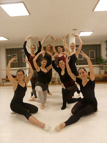 Rezensionen über Ballett Tanz Institut Franziska Frei in Zürich - Tanzschule