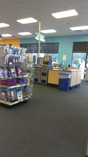 Print Shop «FedEx Office Print & Ship Center», reviews and photos, 901 E Washington St, Petaluma, CA 94952, USA