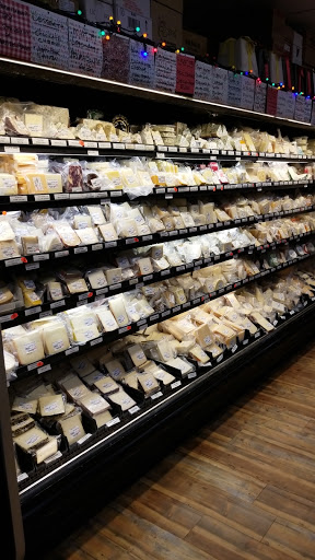 Market «Bagliani’s Food Market», reviews and photos, 417 12th St, Hammonton, NJ 08037, USA