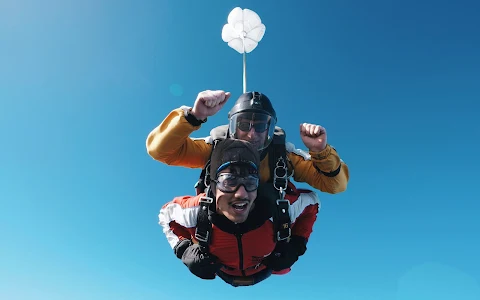 Taupo Tandem Skydiving image