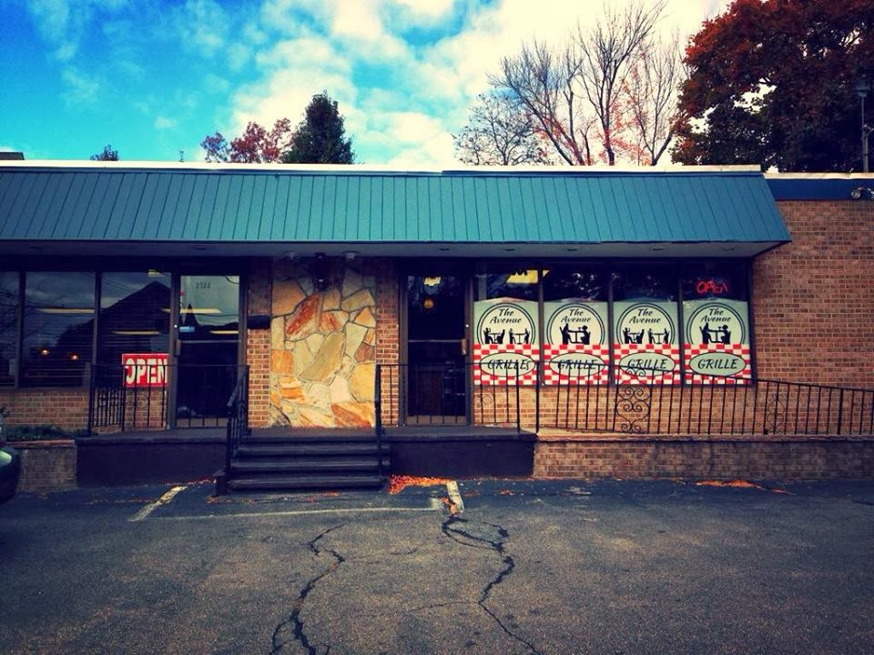 Avenue Grill 02911