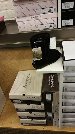 Shoe Store «DSW Designer Shoe Warehouse», reviews and photos, 9551 South Blvd, Charlotte, NC 28273, USA