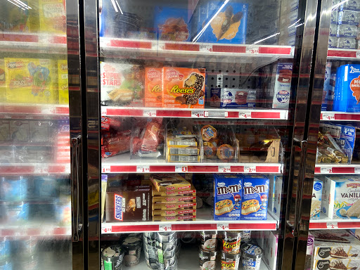 Dollar Store «FAMILY DOLLAR», reviews and photos, 276 Main St, City of Orange, NJ 07050, USA