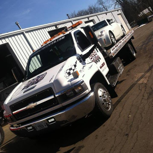 Towing Service «B & B Auto Center», reviews and photos, 2309 N Ringwood Rd, McHenry, IL 60050, USA