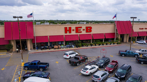 H-E-B Grocery, 9255 FM 471 West, San Antonio, TX 78251, USA, 
