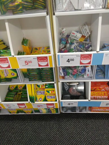 Office Supply Store «Staples», reviews and photos, 111 Middlesex Turnpike, Burlington, MA 01803, USA