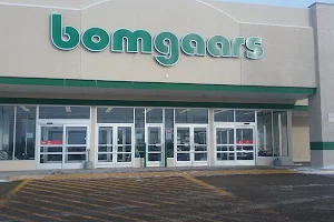 Bomgaars image