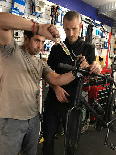 Bicycle Store «JJ Bicycles», reviews and photos, 640 N Stone Ave, Tucson, AZ 85705, USA