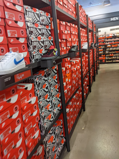 Sporting Goods Store «Nike Factory Store», reviews and photos, 1000 Tanger Dr #223, Locust Grove, GA 30248, USA