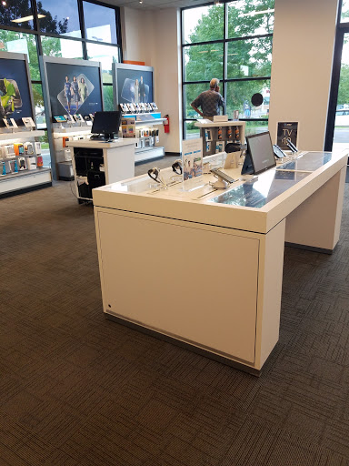 Cell Phone Store «AT&T Authorized Retailer», reviews and photos, 17207 S Golden Rd #110, Golden, CO 80401, USA