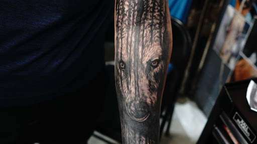 Explore cute behind the ear tattoo ideas, creative tattoo ideas in Los Angeles, available at LA Cool Tattoo Piercing Jewelry Los Angeles