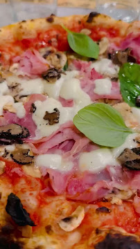 Pizza du Restaurant italien Masaniello - Pizzeria e Cucina à Bordeaux - n°16