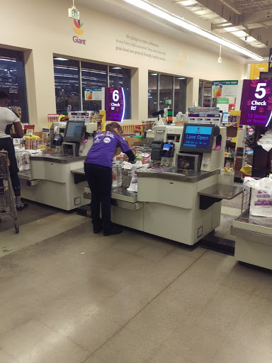 Grocery Store «Giant Food», reviews and photos, 8905 Belair Rd, Nottingham, MD 21236, USA