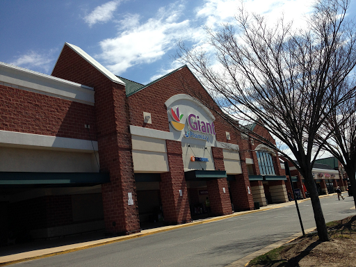 Grocery Store «Giant», reviews and photos, 7575 Linton Hall Rd, Gainesville, VA 20155, USA