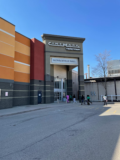 Shopping Mall «Monroeville Mall», reviews and photos, 200 Mall Cir Dr, Monroeville, PA 15146, USA