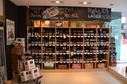 HOLY CRAFT Beer Store