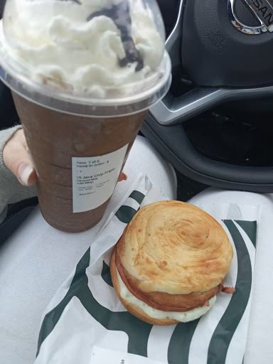 Coffee Shop «Starbucks», reviews and photos, 1143 Wantagh Ave, Wantagh, NY 11793, USA