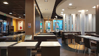 Atmosphère du Restauration rapide McDonald's à Avrainville - n°4