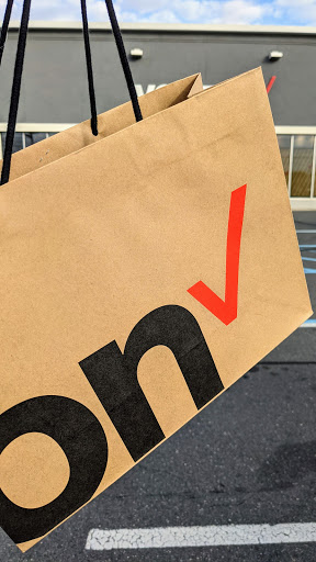 Cell Phone Store «Verizon», reviews and photos, 7000 Hadley Rd, South Plainfield, NJ 07080, USA