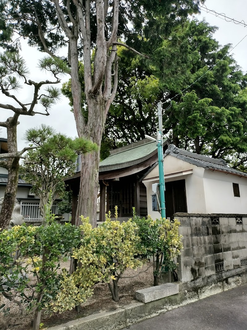 陣中神社