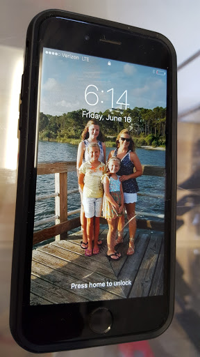 Electronics Repair Shop «iBROKEiT», reviews and photos, 108 E High St, Lebanon, TN 37087, USA