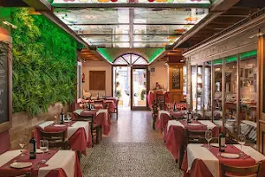 Restaurante El Lugá image