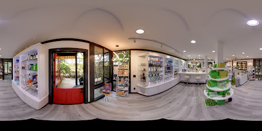 Beauty Supply Store «ROOTS the Beauty Underground», reviews and photos, 384 Forest Ave #9, Laguna Beach, CA 92651, USA