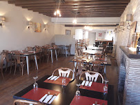 Atmosphère du Restaurant La Pierre Là à Saint-Plantaire - n°1