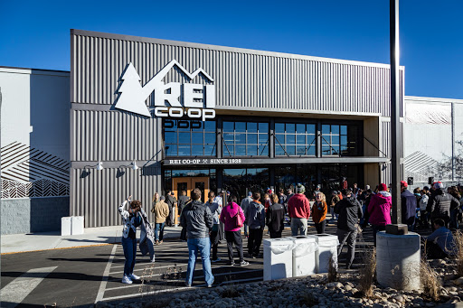Camping Store «REI», reviews and photos, 9637 E County Line Rd, Englewood, CO 80112, USA