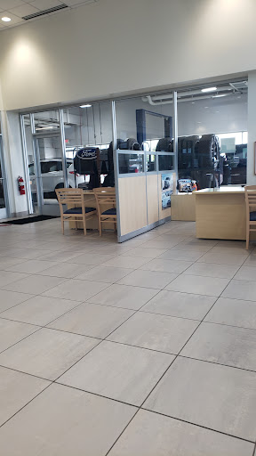 Ford Dealer «Milnes Ford», reviews and photos, 333 East Genesse Street, Lapeer, MI 48446, USA