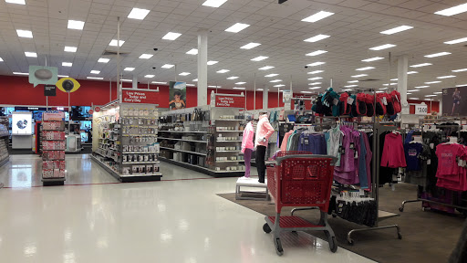 Department Store «Target», reviews and photos, 3850 Hempstead Turnpike, Levittown, NY 11756, USA