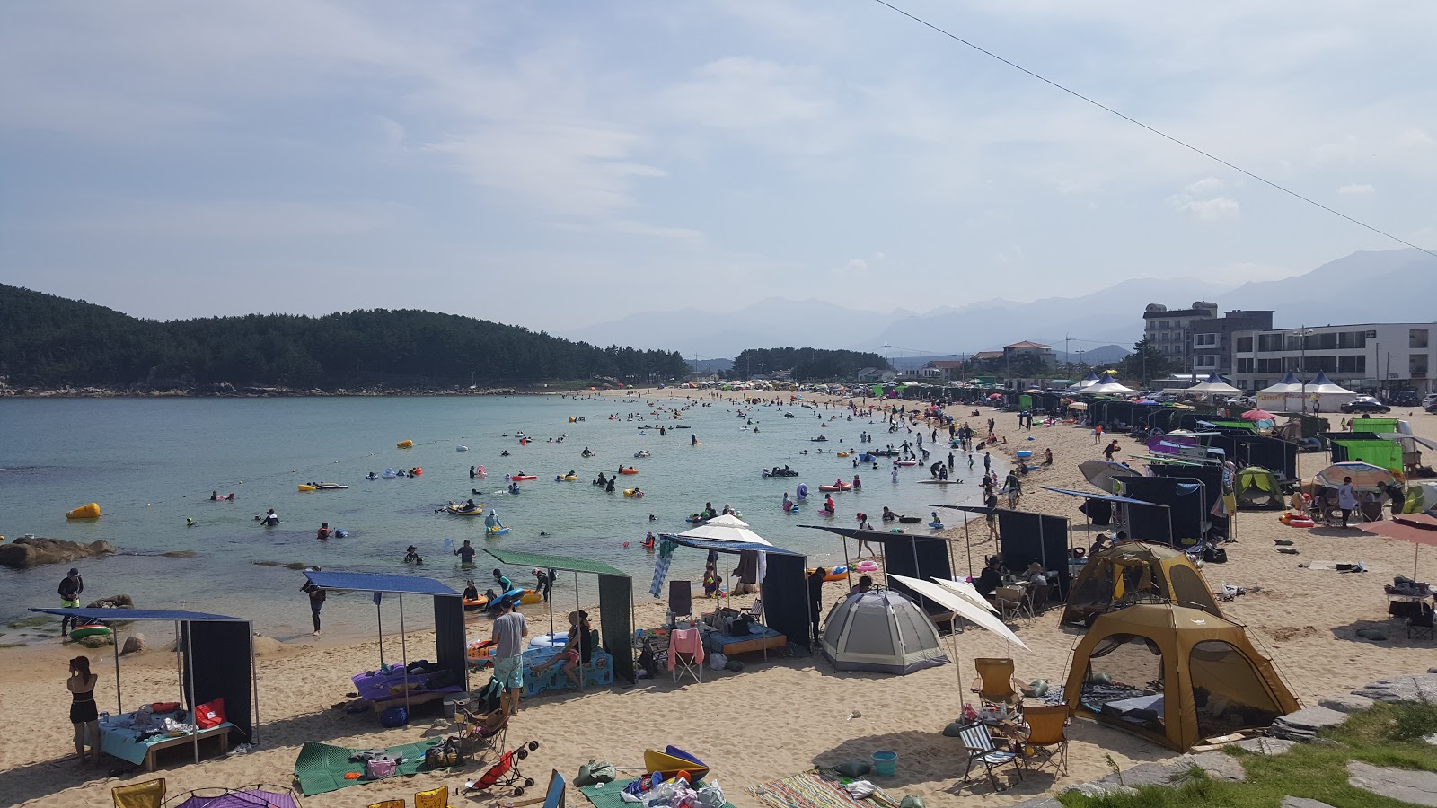 Photo of Jajakdo Beach with very clean level of cleanliness