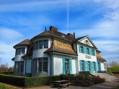 Photos of Zurich International School, Middle School