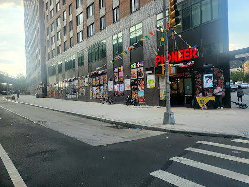Supermarket «Pioneer Supermarket», reviews and photos, 2044 Boston Rd, Bronx, NY 10460, USA