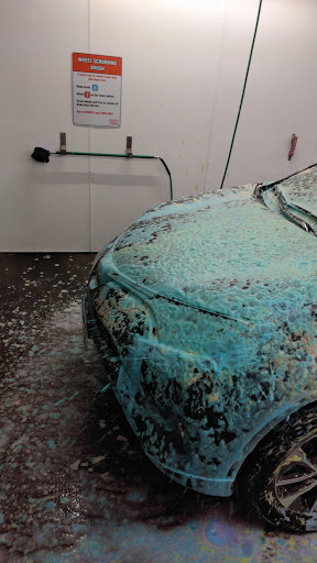 Car Wash «Foam & Wash Car Wash, Dog Wash & Laundromat», reviews and photos, 1520 U.S. 9, Wappingers Falls, NY 12590, USA