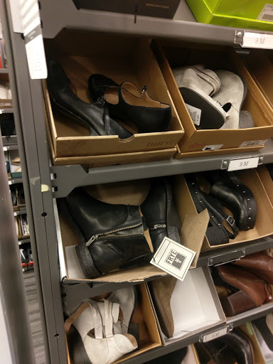 Department Store «Nordstrom Rack East Bay Bridge Shopping Center», reviews and photos, 3839 Emery St, Emeryville, CA 94608, USA