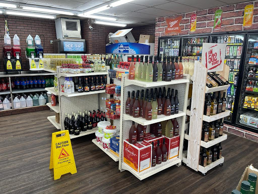 Liquor Store «Liquor Zone», reviews and photos, 3310 W Broadway, Louisville, KY 40211, USA