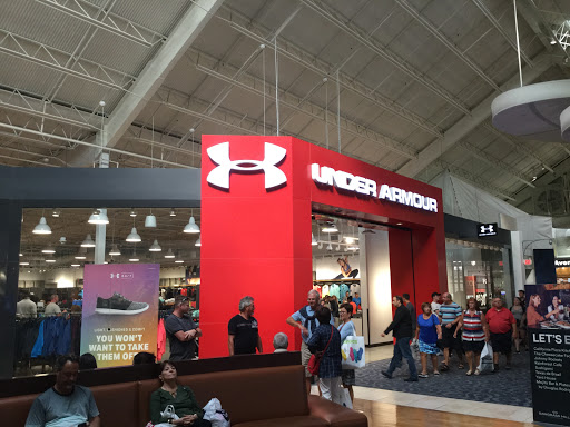 Clothing Store «Under Armour Factory House», reviews and photos, 12801 W Sunrise Blvd #429, Sunrise, FL 33323, USA