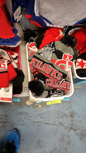 Sportswear Store «Sports Outlet Express», reviews and photos, 386 E Golf Rd, Arlington Heights, IL 60005, USA